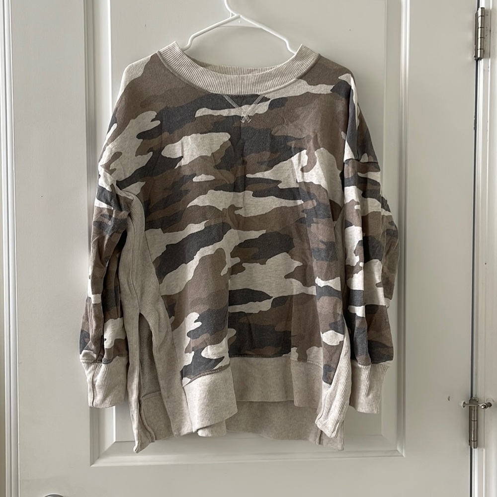 Oversized sweatshirt